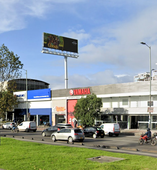 Foto Locales AK 30
