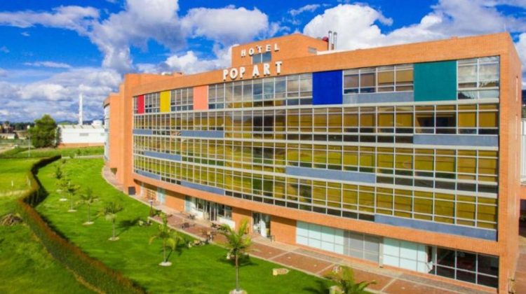 grilla de proyectos (790*500px) - Hotel Pop Art